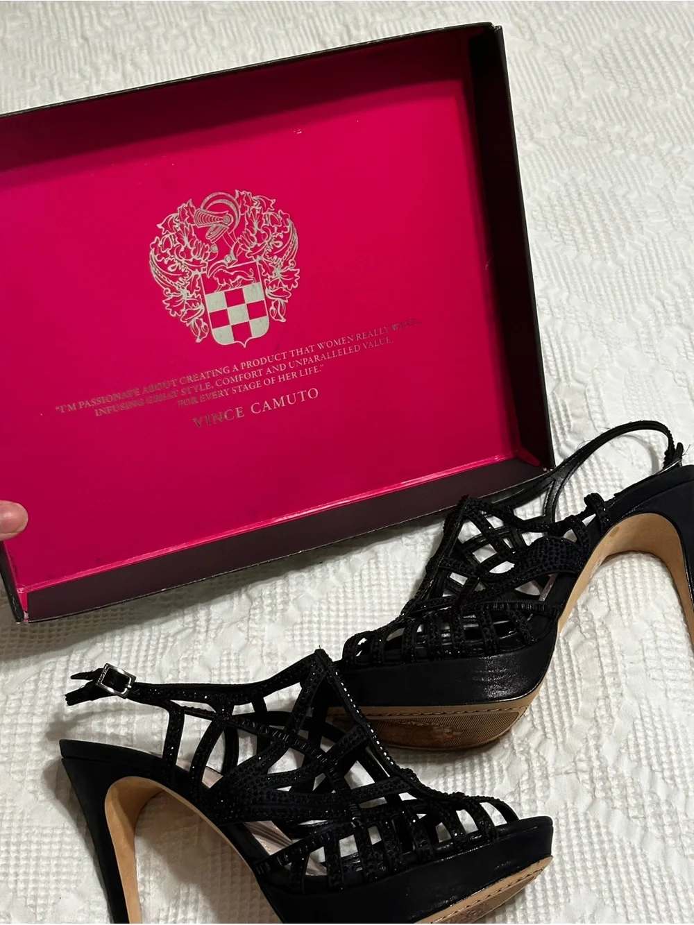 Vince Camuto vince camuto